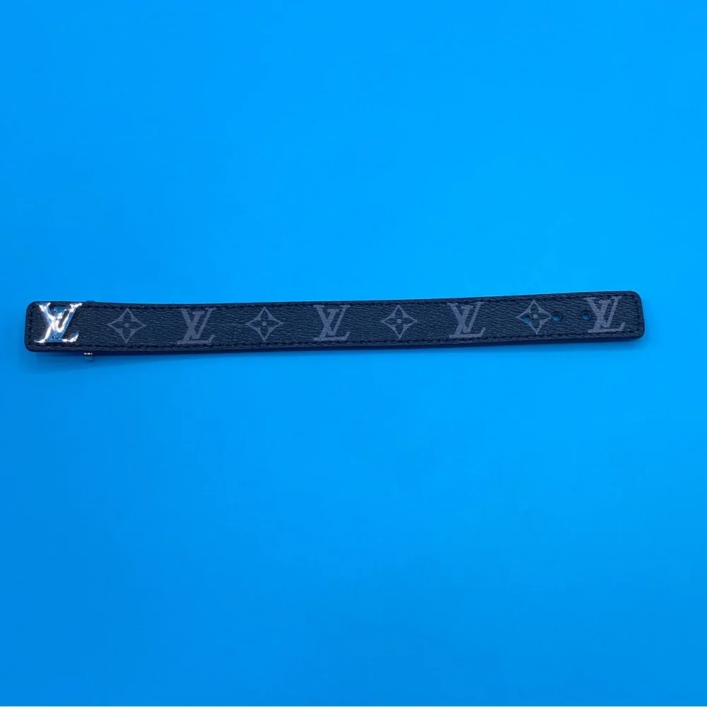 Louis Vuitton Black‎ Bracelet